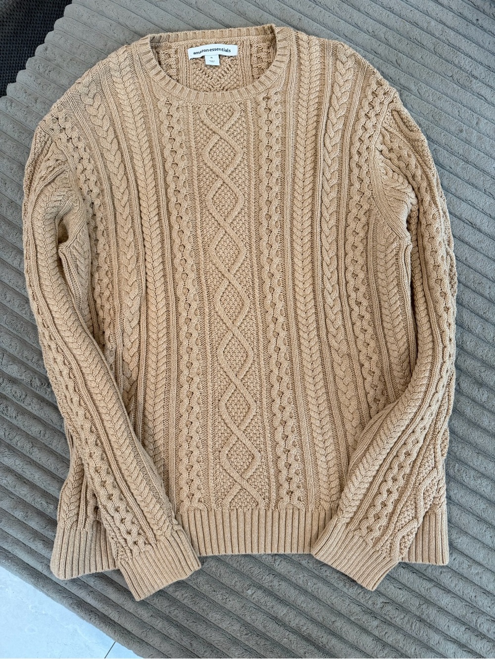 Amazon Essentials Cable Knit Sweater